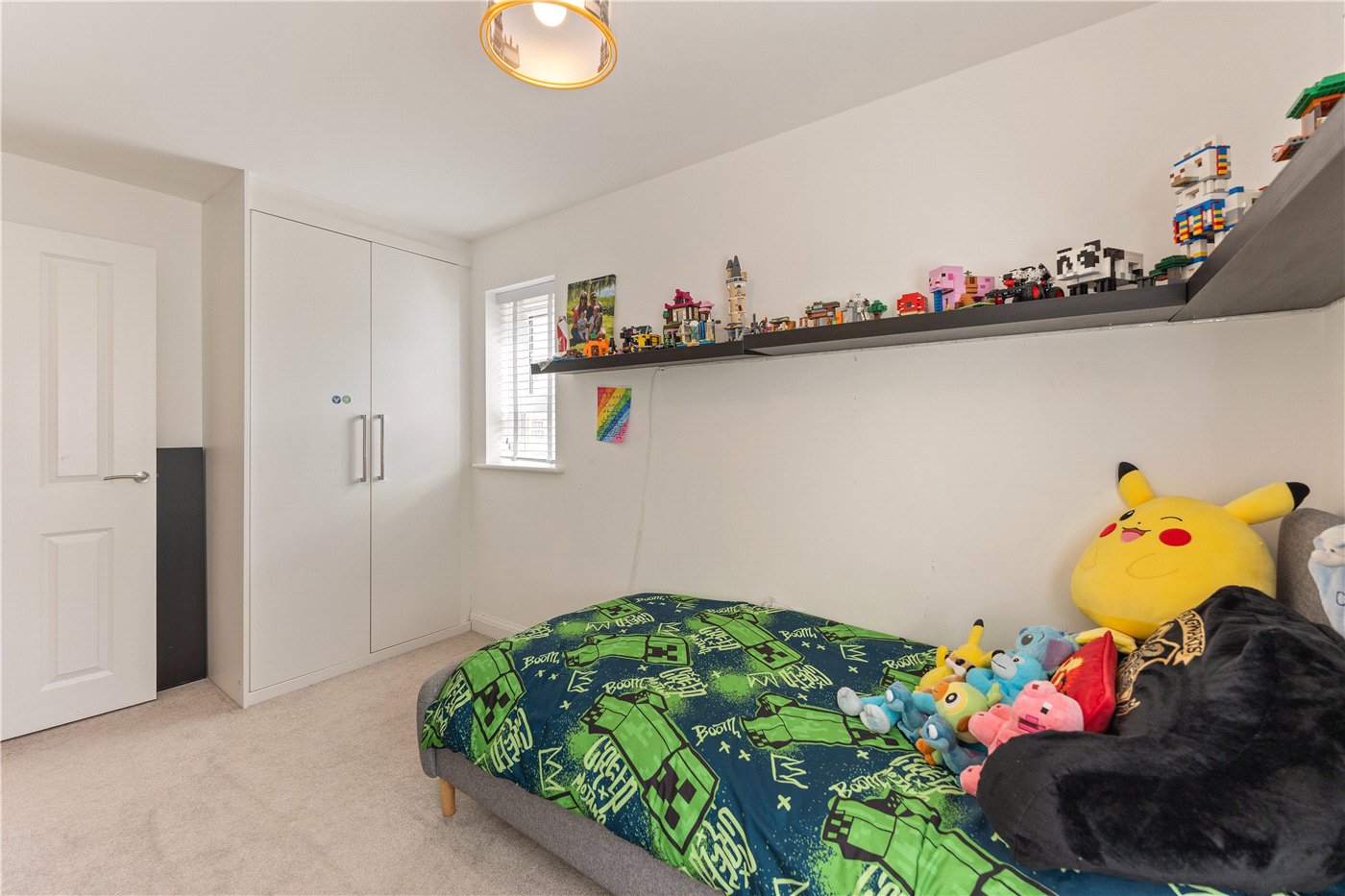 Bedroom 3 To Cupboar